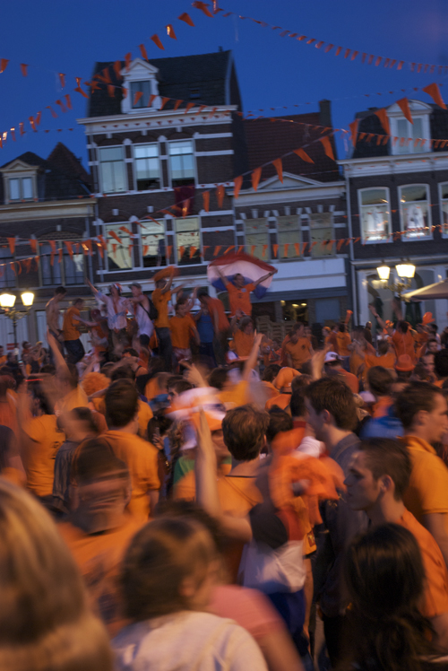 Broken Orange Vuvuzela Faile Dreams Amersfoort &amp; Amsterdam NL